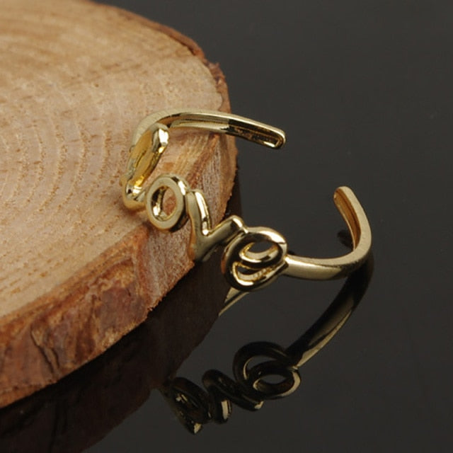 Golden Love Toe Ring