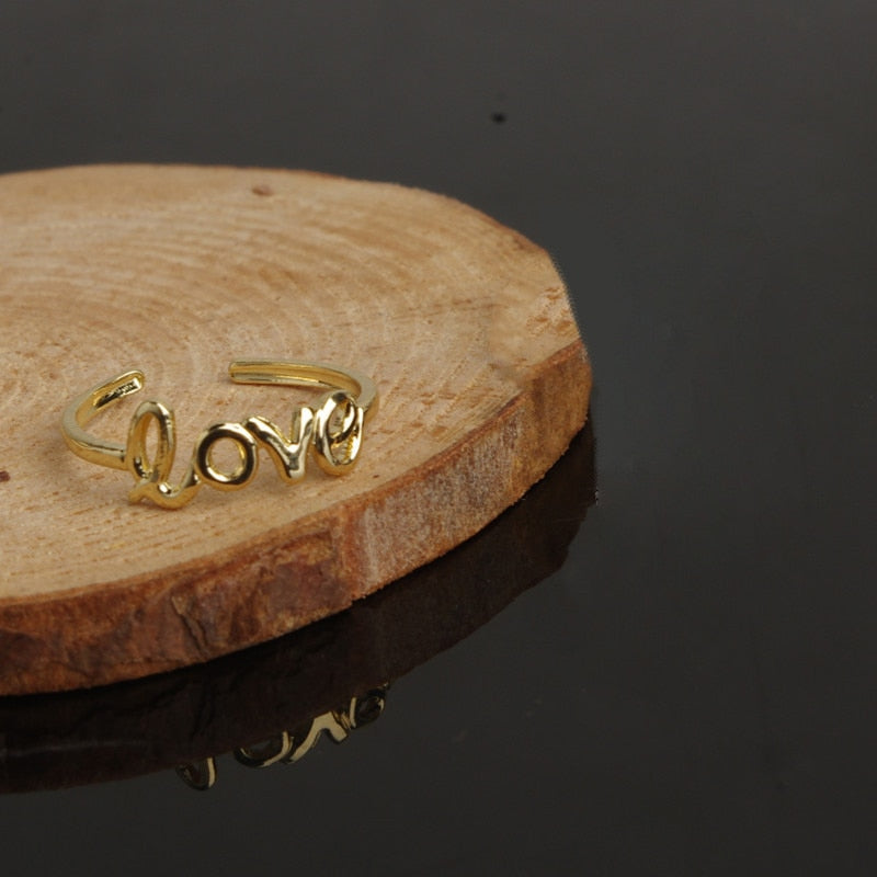 Golden Love Toe Ring